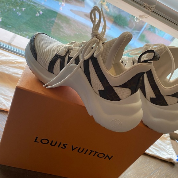 Shoes lv - Picture 5 of 9